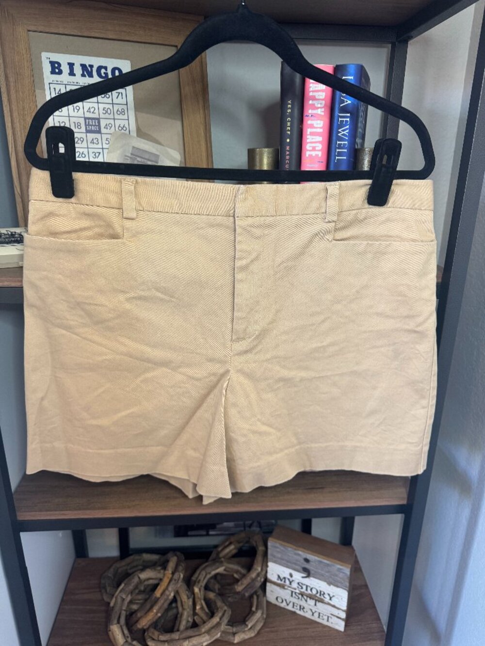 The Limited Khaki Shorts w/Front Slit Pockets - Size 14